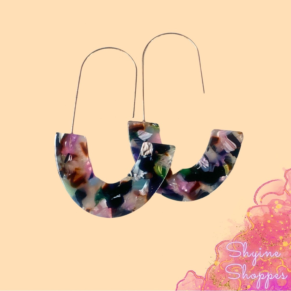 Marble Pattern U Shaped Drop Earrings with Gold Hook